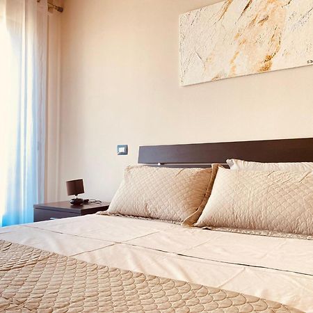 Nemis Apartments In The Centre Of Tirana Four Free Parking Esterno foto