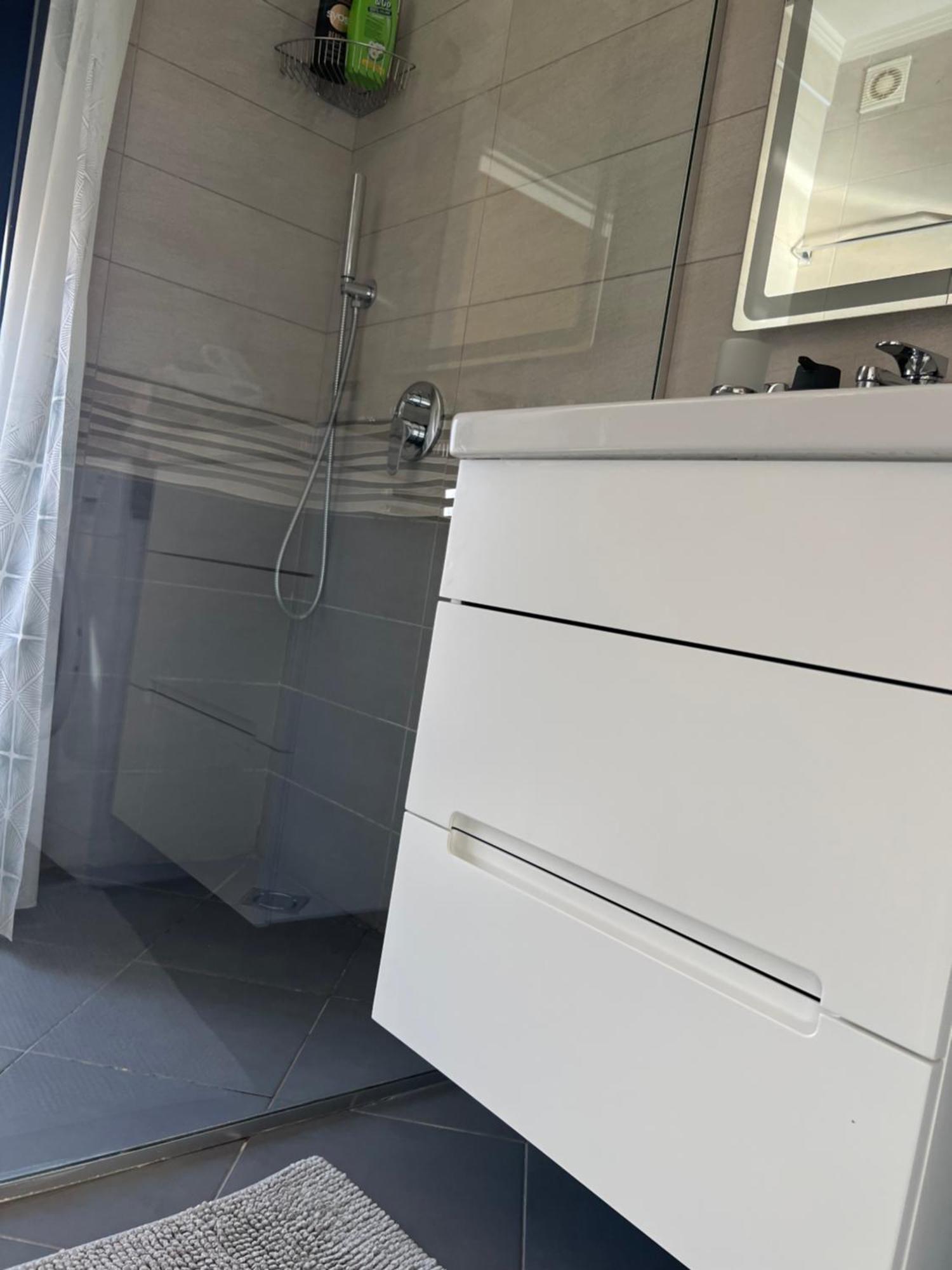 Nemis Apartments In The Centre Of Tirana Four Free Parking Esterno foto