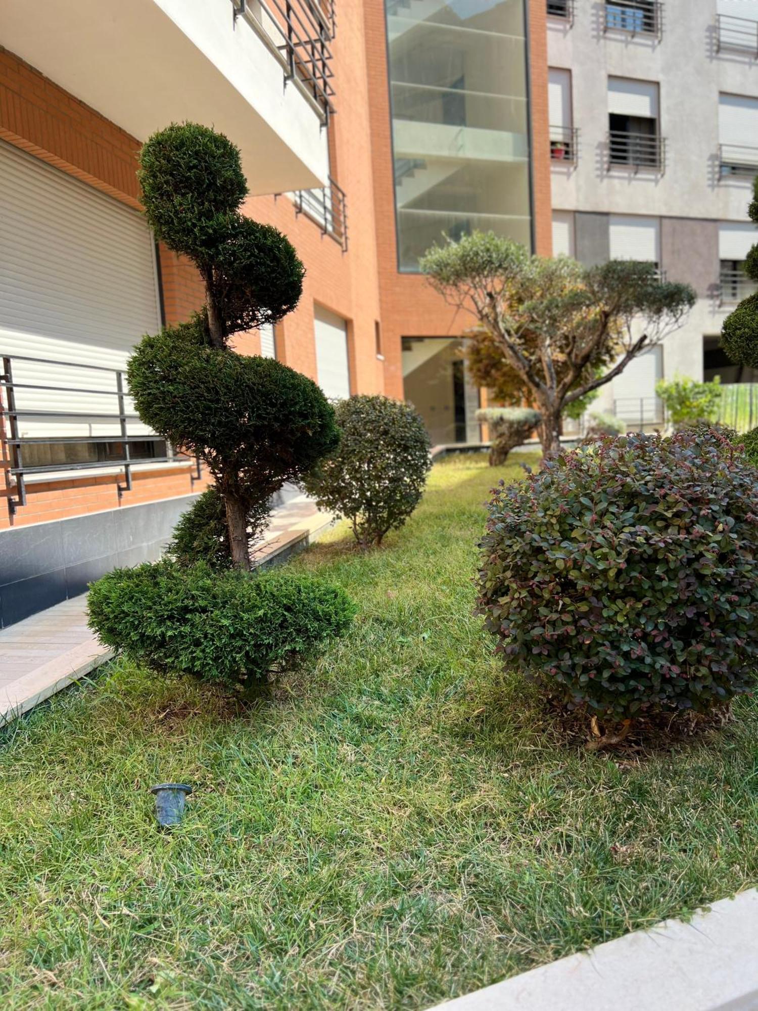 Nemis Apartments In The Centre Of Tirana Four Free Parking Esterno foto