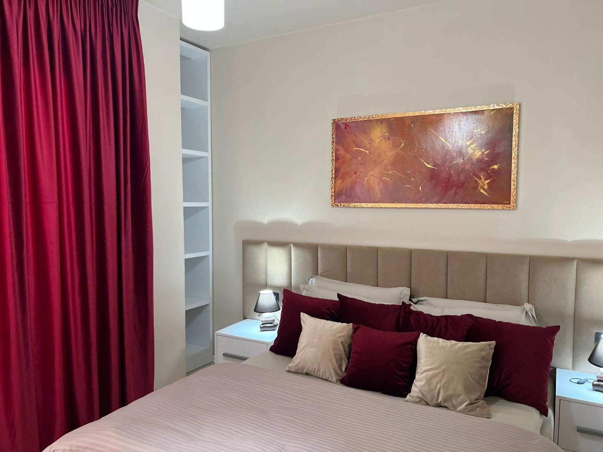 Nemis Apartments In The Centre Of Tirana Four Free Parking Esterno foto